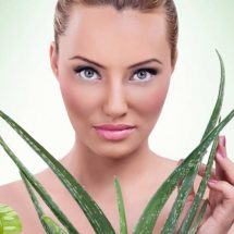 7 Ways to Use Aloe Vera Gel to Improve Your Hair and Skin