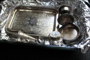 15 Aluminum Foil Hacks Your Mom Never Taught You