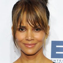 Halle Berry: “This Diet Is Slowing down My Aging Process” and Reversing Her Diabetes Diagnosis
