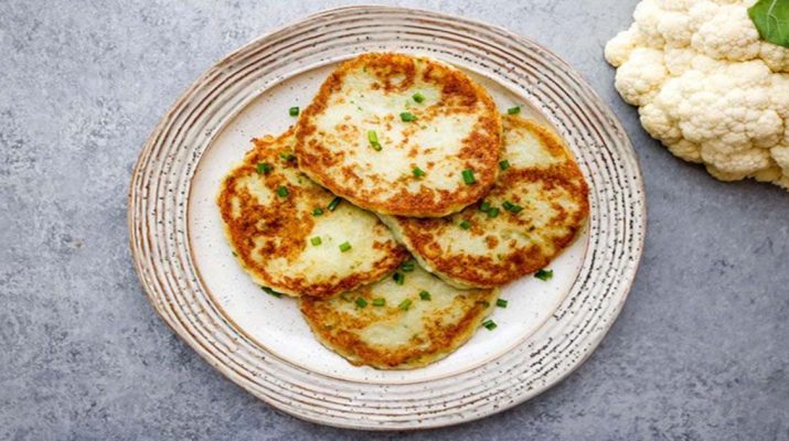 Fluffy-Garlic-Cauliflower-Mashed-‘Potato’-Cakes-Recipe