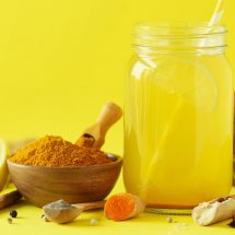 How to Make Turmeric Lemonade to Relieve Depression and Stress