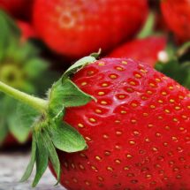 How to Use Strawberry Face Masks for Glowing Skin