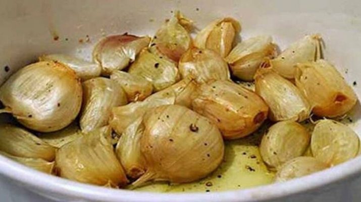 Garlic-–-Ginger-Soup-Made-With-52-Cloves-of-Garlic-Can-Defeat-Colds,-Flu-and-Even-Norovirus