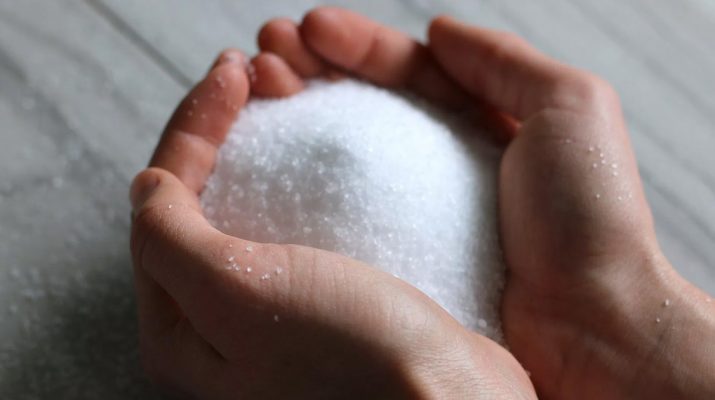 How-to-Use-Epsom-Salt-to-Stimulate-Nerve-and-Muscle-Function,-Flush-Toxins-and-Cleanse-the-Liver