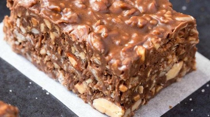 Keto-Chocolatey-Crunch-Bar-Recipe-(Low-Carb,-Zero-Grains,-Eggs,-or-Dairy)