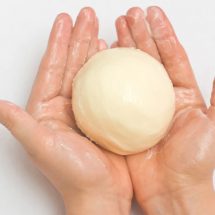 15 Things That Happen When You Use Shea Butter On Your Skin Every Day