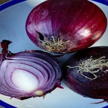 Eat More Red Onions: It Prevents Heart Attack, Lower Blood Sugar and Blood Pressure