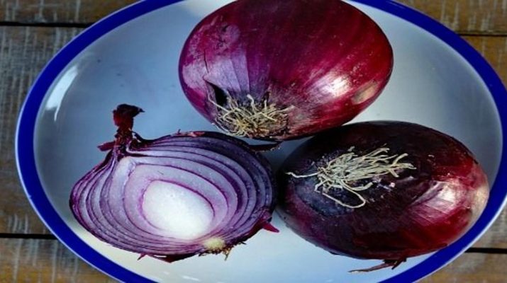 Eat-More-Red-Onions-It-Prevents-Heart-Attack,-Lower-Blood-Sugar-and-Blood-Pressure