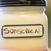 How to Make Coconut Oil Sunscreen that Protects Your Skin From Both UVA and UVB rays